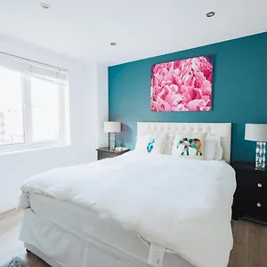  Apartment Beautiful Family For 6 United Kingdom