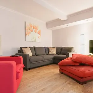  Apartment Stylish Georgian Flat In New Town United Kingdom